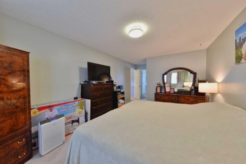 105 Coral Springs Close Ne, Calgary, AB - Indoor Photo Showing Bedroom