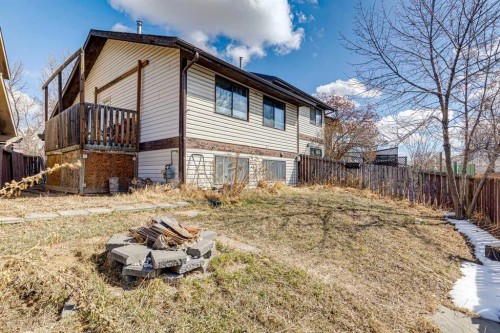28 Templegreen Bay Ne, Calgary, AB - Outdoor