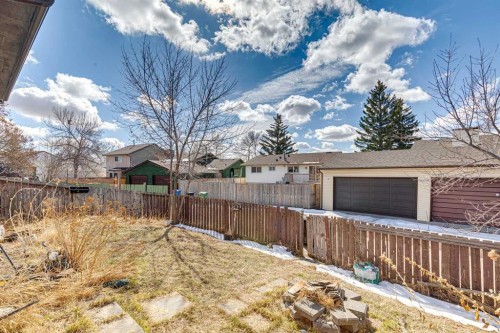 28 Templegreen Bay Ne, Calgary, AB - Outdoor
