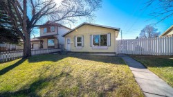 888 Mckenzie Drive SE Calgary, AB T2Z 1Z1