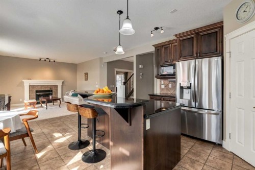 72 Wentworth Crescent Sw, Calgary, AB - Indoor Photo Showing Kitchen With Upgraded Kitchen