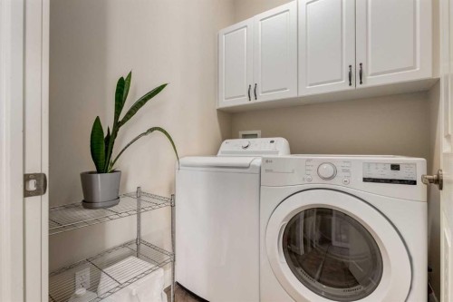 72 Wentworth Crescent Sw, Calgary, AB - Indoor Photo Showing Laundry Room