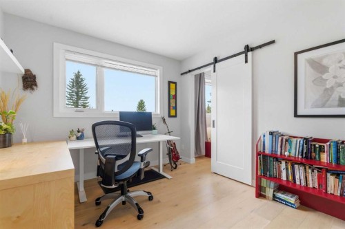 832 Edgemont Road Nw, Calgary, AB - Indoor Photo Showing Office