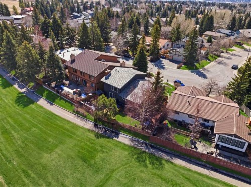 832 Edgemont Road Nw, Calgary, AB - Outdoor With View