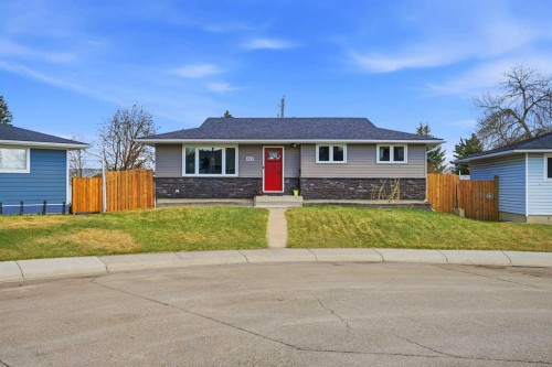 1012 Riddell Place Se, Calgary, AB - Outdoor