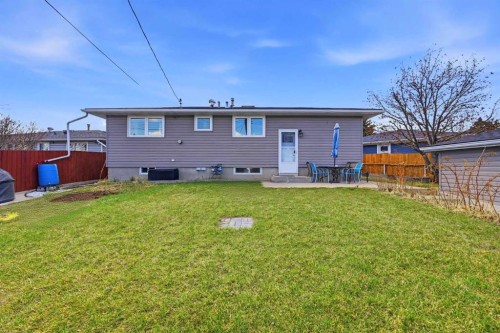 1012 Riddell Place Se, Calgary, AB - Outdoor With Exterior