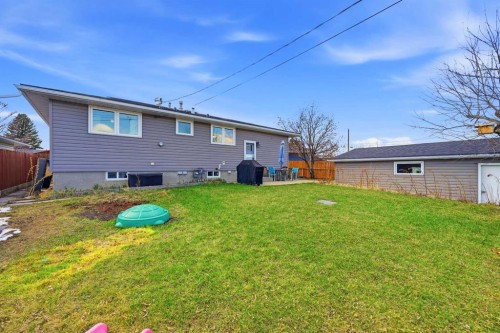 1012 Riddell Place Se, Calgary, AB - Outdoor With Exterior