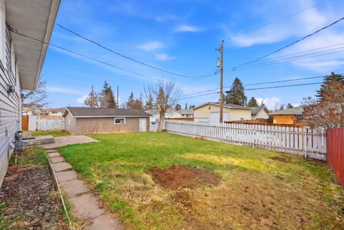 1012 Riddell Place Se, Calgary, AB - Outdoor