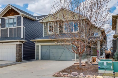 140 Emberside Glen, Cochrane, AB - Outdoor