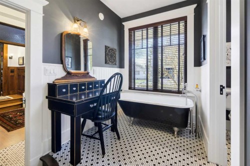 650 29 Avenue Nw, Calgary, AB -  Photo Showing Other Room