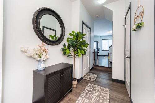 27 Sage Hill Common Nw, Calgary, AB - Indoor Photo Showing Other Room