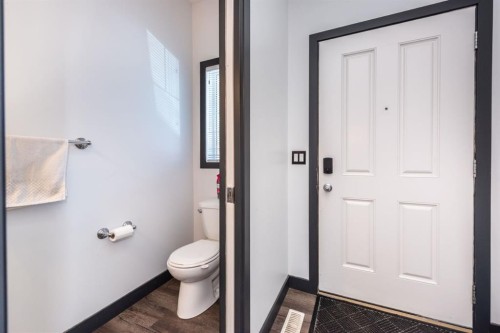 27 Sage Hill Common Nw, Calgary, AB - Indoor Photo Showing Bathroom