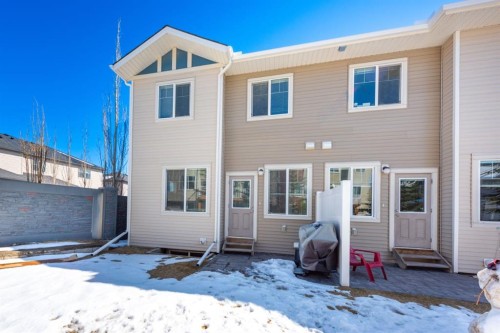 27 Sage Hill Common Nw, Calgary, AB - Outdoor With Exterior