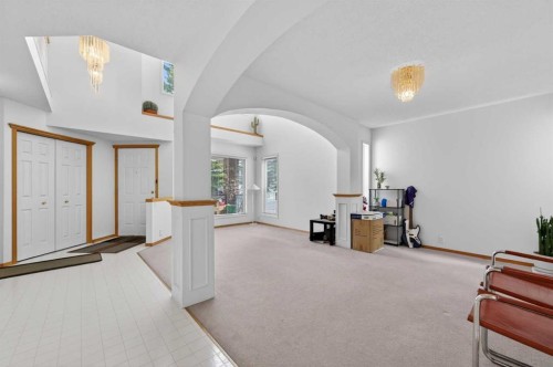 718 Coral Springs Boulevard Ne, Calgary, AB - Indoor Photo Showing Other Room