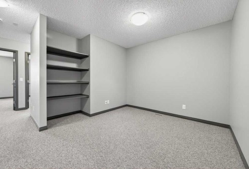 19 Auburn Crest Manor Se, Calgary, AB - Indoor Photo Showing Other Room