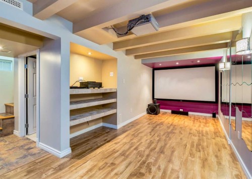 2514 16 Street Se, Calgary, AB - Indoor Photo Showing Other Room