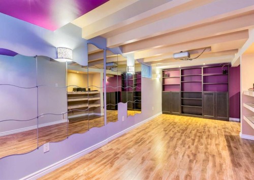 2514 16 Street Se, Calgary, AB - Indoor