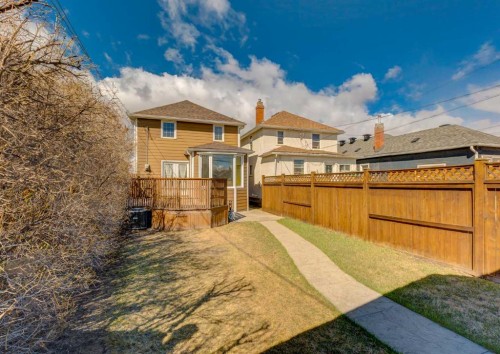 2514 16 Street Se, Calgary, AB - Outdoor