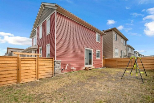 271 Carringham Road Nw, Calgary, AB - Outdoor