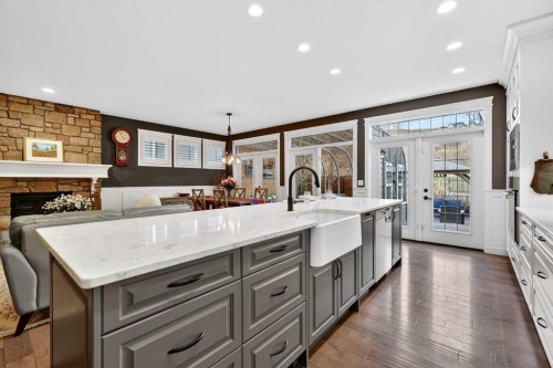90 Cranbrook Hill Se, Calgary, AB - Indoor Photo Showing Kitchen With Upgraded Kitchen