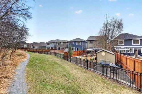 90 Cranbrook Hill Se, Calgary, AB - Outdoor