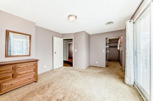 619 Maryvale Way Ne, Calgary, AB - Indoor