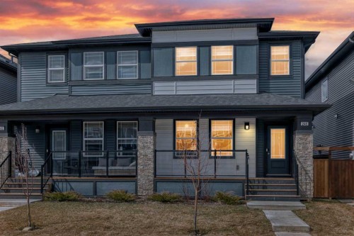 246 Midgrove Mews SW Airdrie, AB T4B 5K8