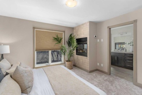 409 19 Avenue Ne, Calgary, AB - Indoor With Fireplace