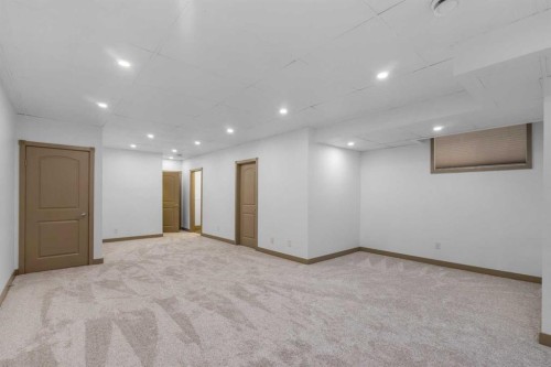 409 19 Avenue Ne, Calgary, AB - Indoor
