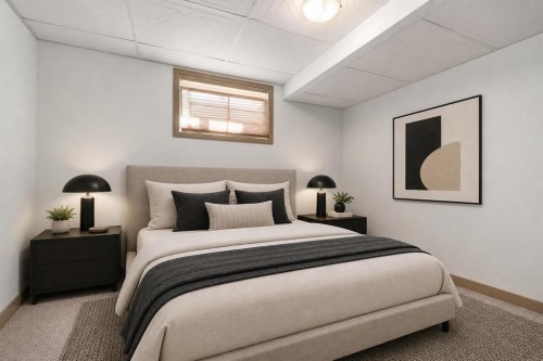 409 19 Avenue Ne, Calgary, AB - Indoor Photo Showing Bedroom