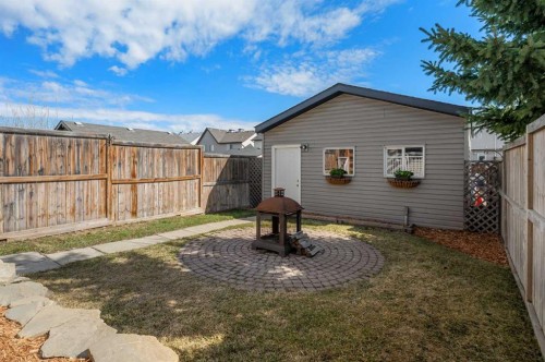 86 Elgin Meadows Gardens Se, Calgary, AB - Outdoor