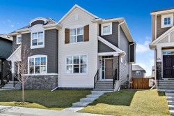 68 Wolf Gate Okotoks, AB T1S 5T9