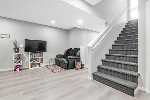 68 Wolf Gate, Okotoks, AB - Indoor