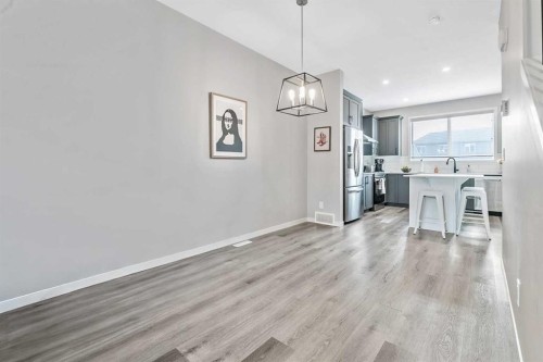 68 Wolf Gate, Okotoks, AB - Indoor