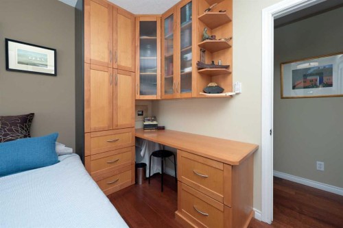 303-524 Cedar Crescent Sw, Calgary, AB - Indoor