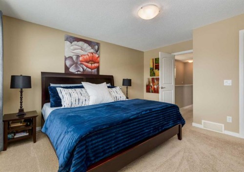 165 Walden Manor Se, Calgary, AB - Indoor Photo Showing Bedroom