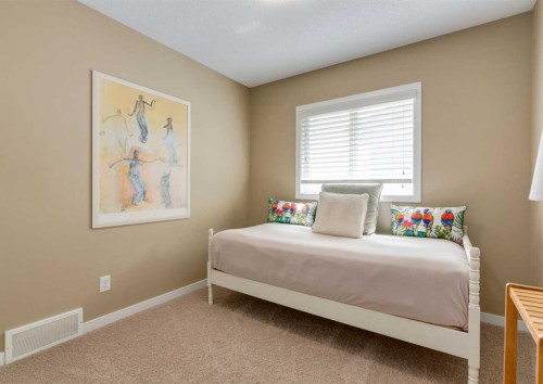 165 Walden Manor Se, Calgary, AB - Indoor Photo Showing Bedroom