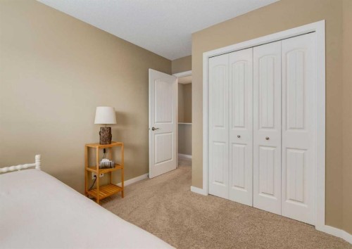 165 Walden Manor Se, Calgary, AB - Indoor Photo Showing Bedroom
