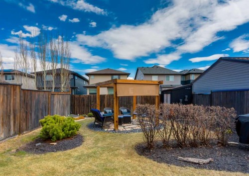 165 Walden Manor Se, Calgary, AB - Outdoor
