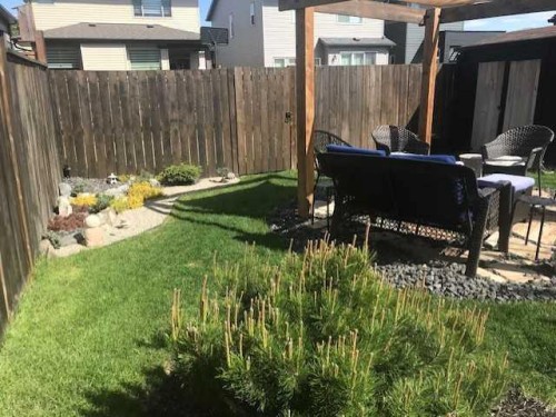 165 Walden Manor Se, Calgary, AB - Outdoor
