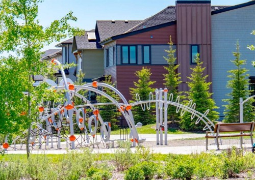 165 Walden Manor Se, Calgary, AB - Outdoor