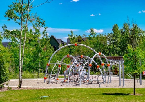 165 Walden Manor Se, Calgary, AB - Outdoor