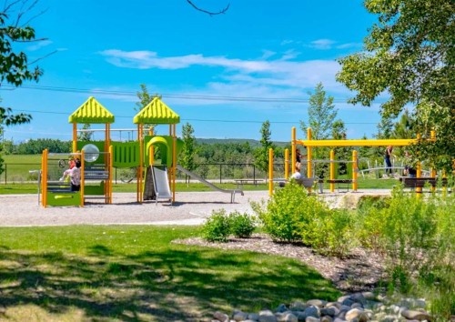 165 Walden Manor Se, Calgary, AB - Outdoor