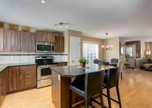 165 Walden Manor Se, Calgary, AB - Indoor Photo Showing Kitchen