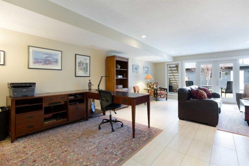 136 43 Avenue Nw, Calgary, AB - Indoor