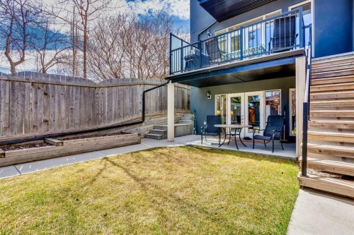 136 43 Avenue Nw, Calgary, AB - Outdoor With Balcony