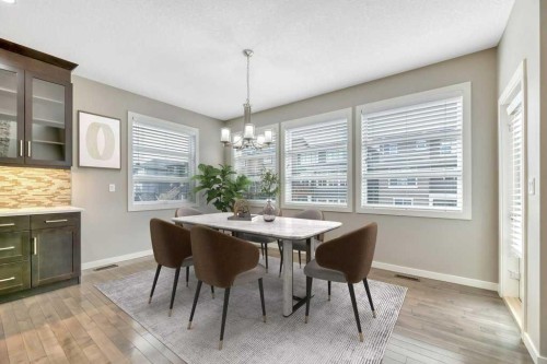 29 Aspen Summit Point Sw, Calgary, AB - Indoor Photo Showing Dining Room