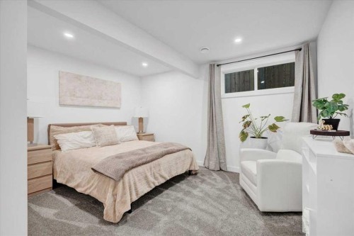 142 Fireside Bend, Cochrane, AB - Indoor Photo Showing Bedroom
