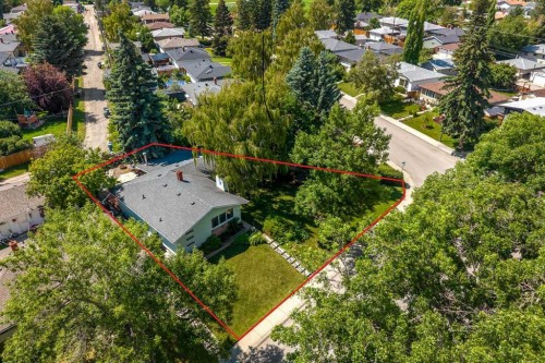 5 Fraser Road Se, Calgary, AB - Outdoor