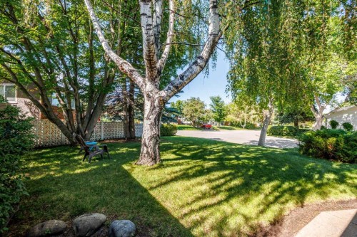 5 Fraser Road Se, Calgary, AB - Outdoor